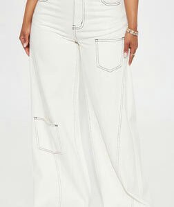 Making Moves Wide Leg Jeans - White
