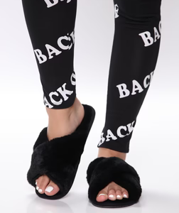 Fuzzy Moments Slippers - Black